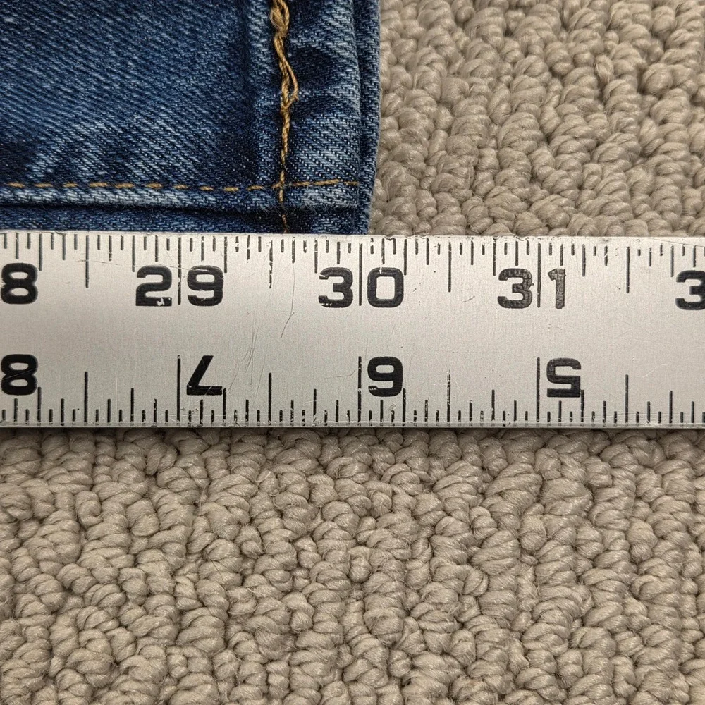 Signature Levis Heritage Easy Straight Jeans‎ Distressed Womens Size 2 (28x30)